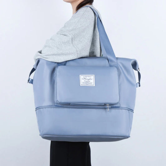 Water-resistant travel bag